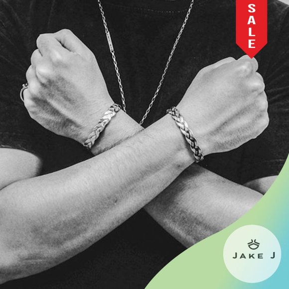 Jake J Other - 🍑Men Bracelet Open Twist Stainless steel silver Bangle One size A-072